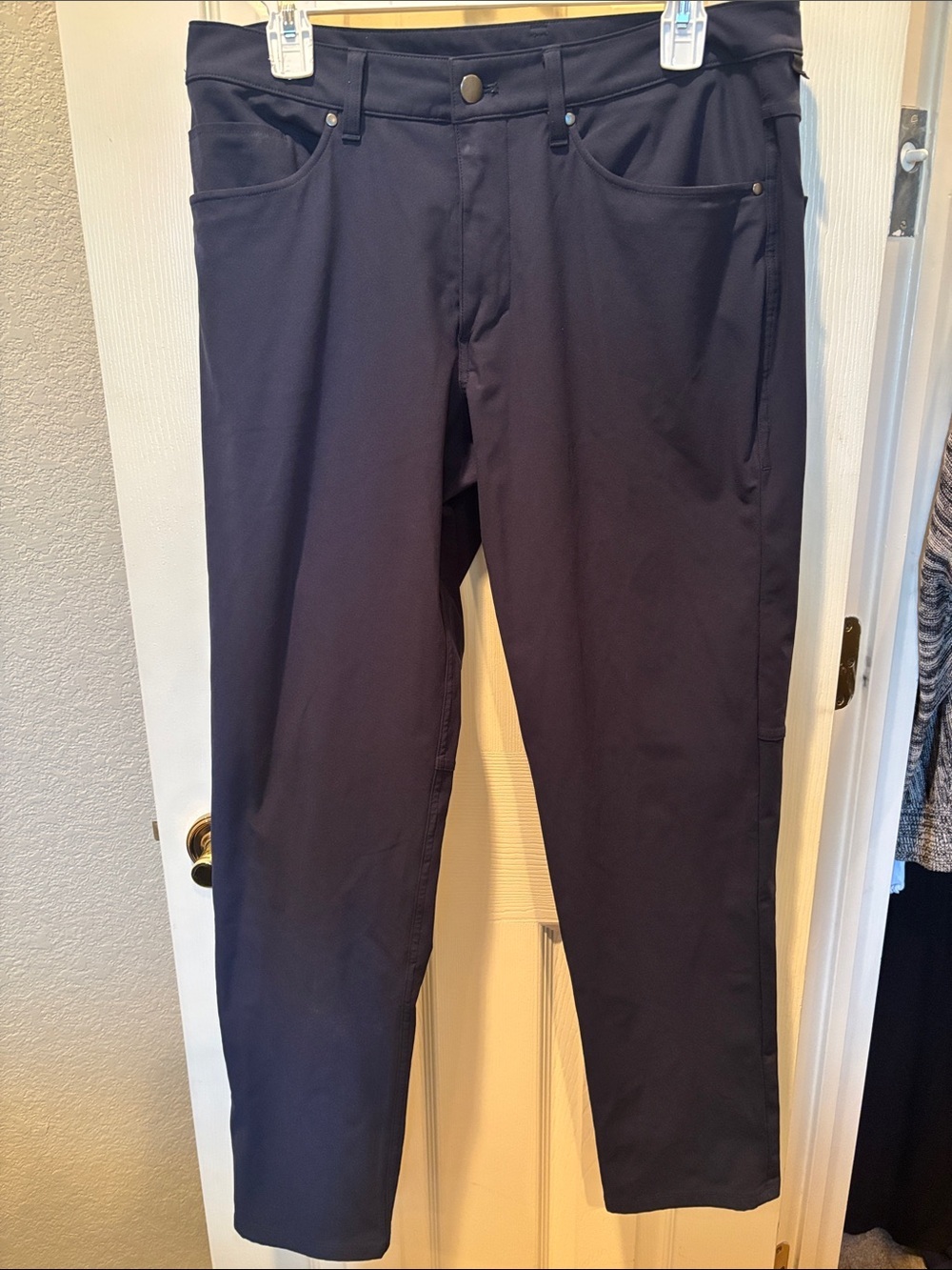 Lululemon ABC 5-Pocket Classic Pant NWOT Size 32 - Navy Blue